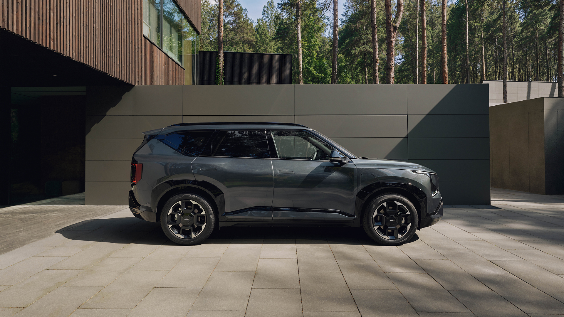 Silhouette mit dynamischer Stärke.